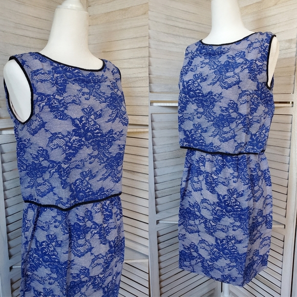 Cut25 by Yigal Azrouel Dresses & Skirts - ❤Blue Floral Dress